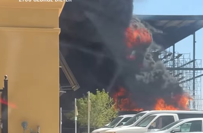 Incendio condición 4 en edificio del Este fue controlado